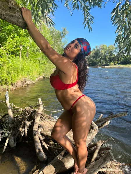 Jenni 🍒