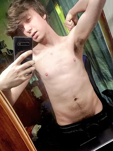 AM