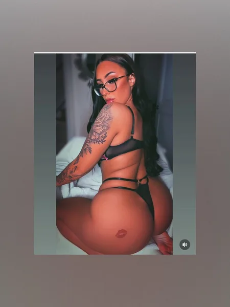 Mads-girl nextdoor💋 ur fav brunette🖤 avatar