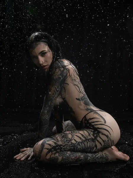 XXX
