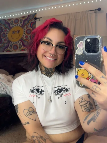 kayla 🌻🖤