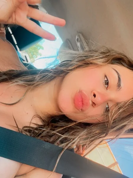 Mía M 🔥
