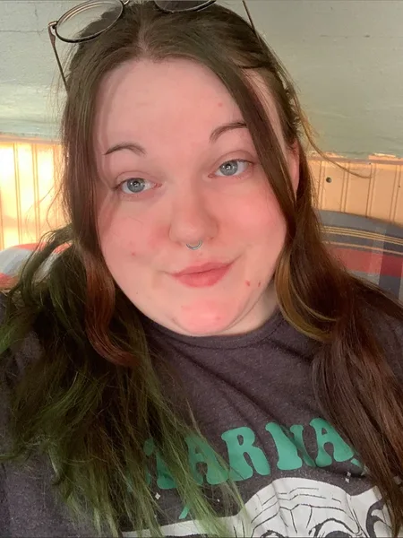 Yallternative Gal
