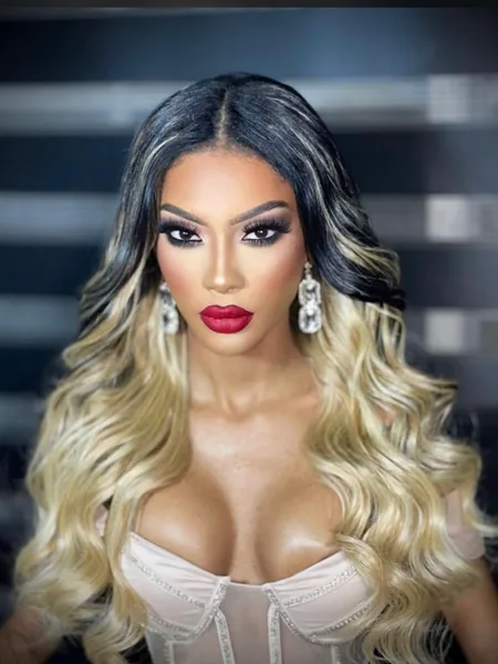 Yenizet nahomi
