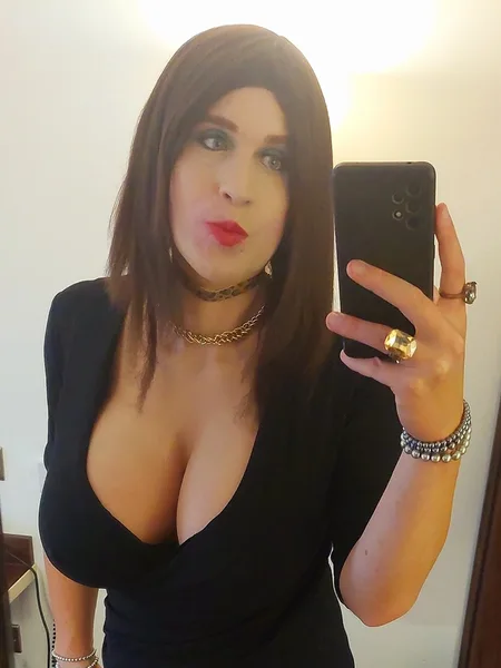 Yolana UK