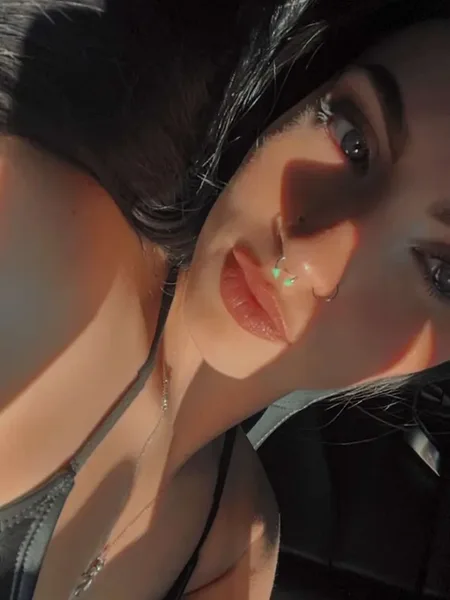 Bella💚🖤