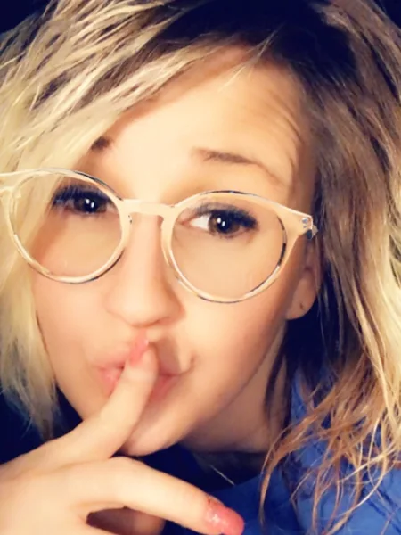 MasturbatingQueen avatar