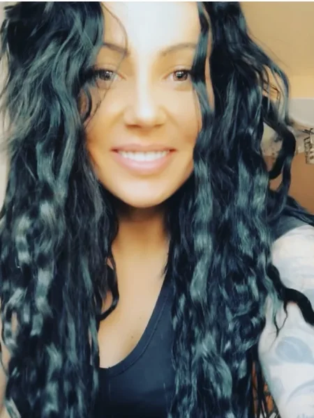 Vanessa FREE