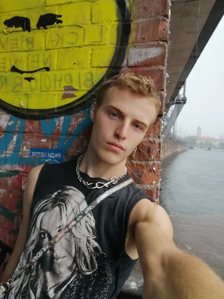 Zaclust