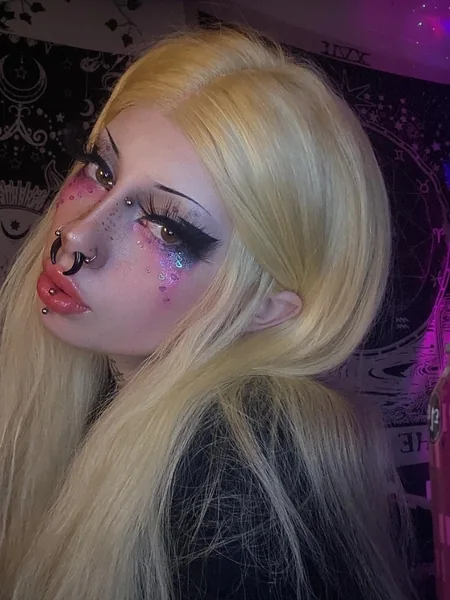 zombi :3